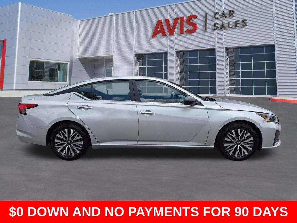 Thumbnail: 2025 Nissan Altima - 5