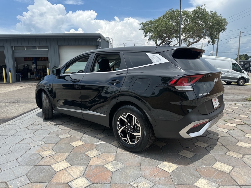 Thumbnail: 2023 Kia Sportage - 6