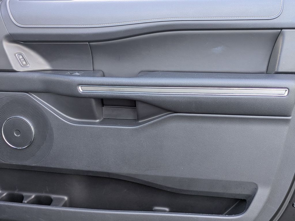 Thumbnail: 2024 Ford Expedition MAX - 34