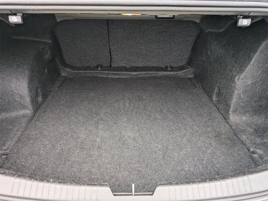 Thumbnail: 2024 Chevrolet Malibu - 28