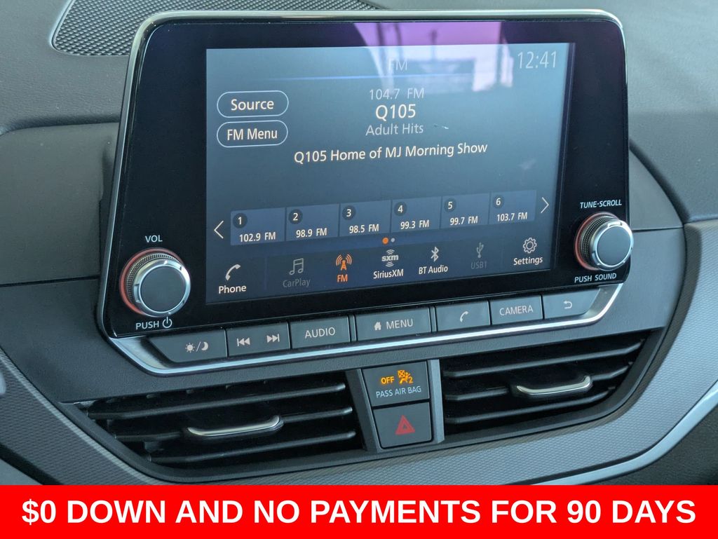 2025 Nissan Altima SR - Photo 18