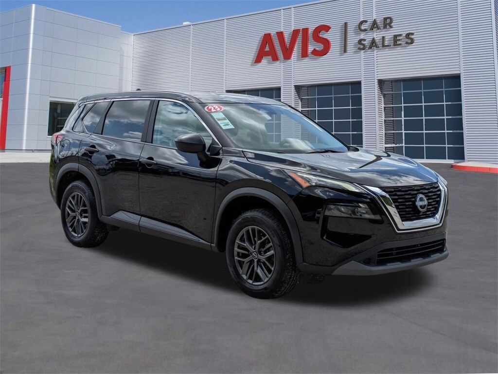 2023 Nissan Rogue S photo 3