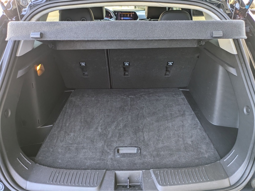 Thumbnail: 2025 Chevrolet Trax - 28