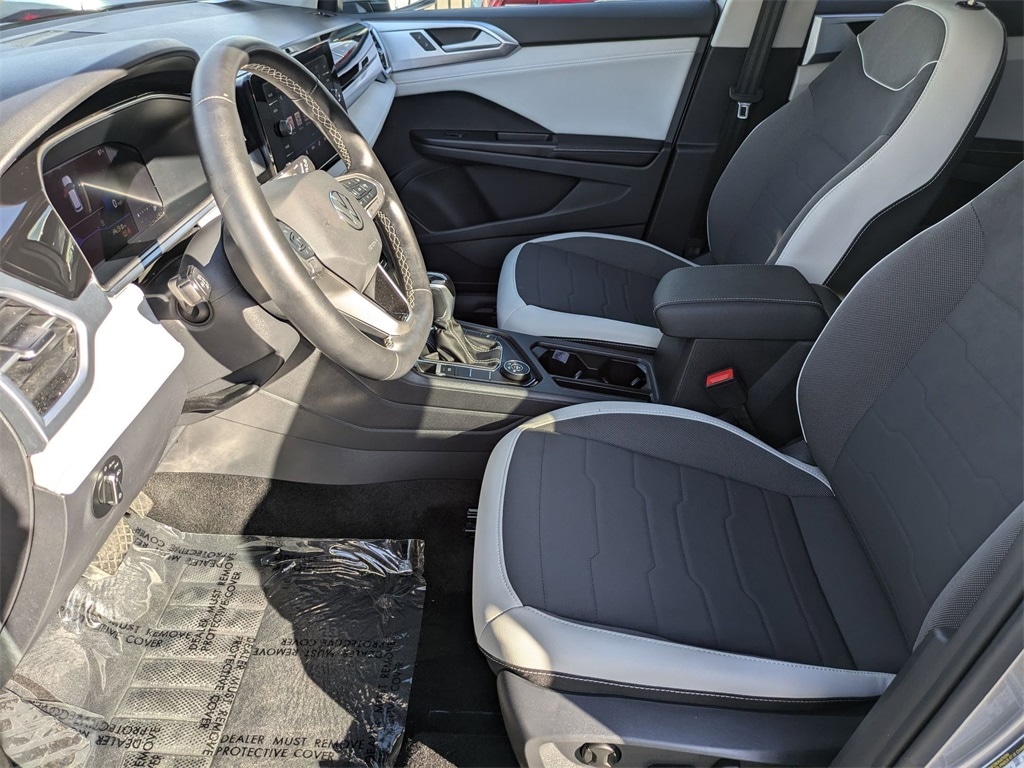 Thumbnail: 2025 Volkswagen Taos - 23