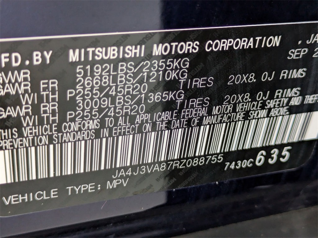 Thumbnail: 2024 Mitsubishi Outlander - 35