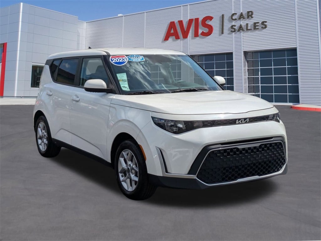 Thumbnail: 2023 Kia Soul - 3