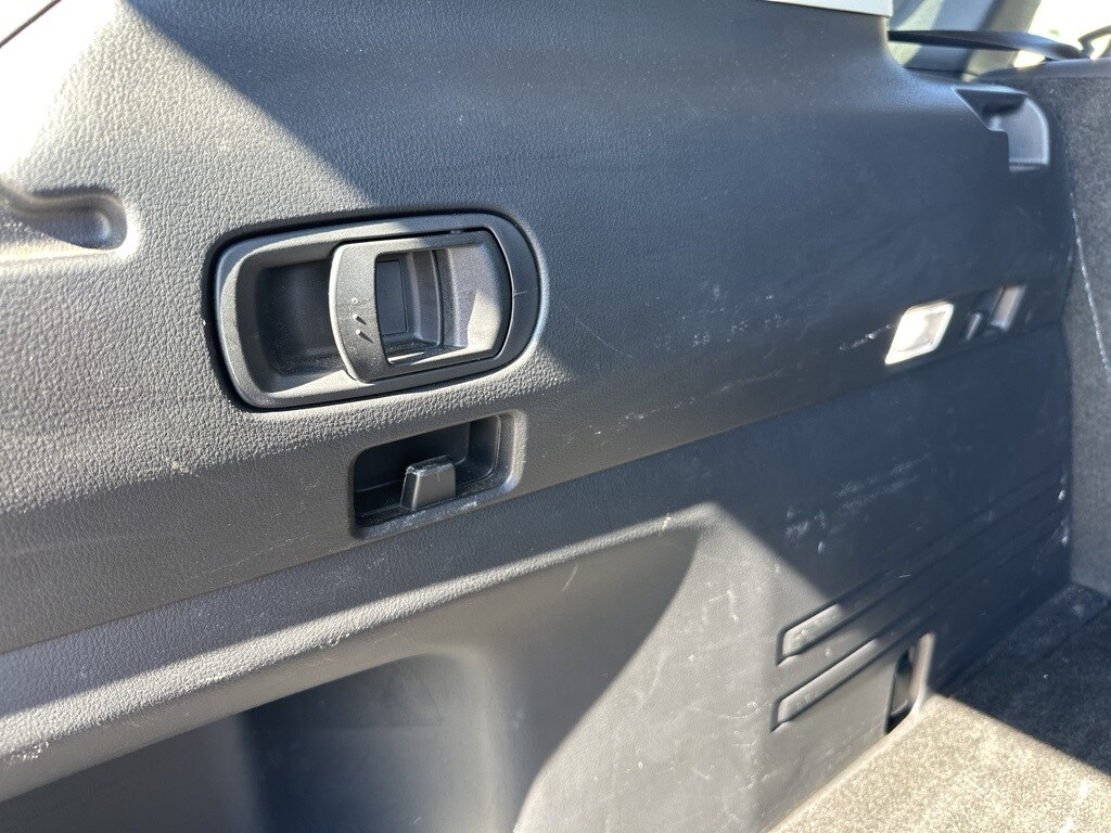 Thumbnail: 2025 Mazda CX-50 - 12