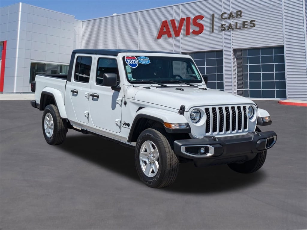 Thumbnail: 2023 Jeep Gladiator - 3