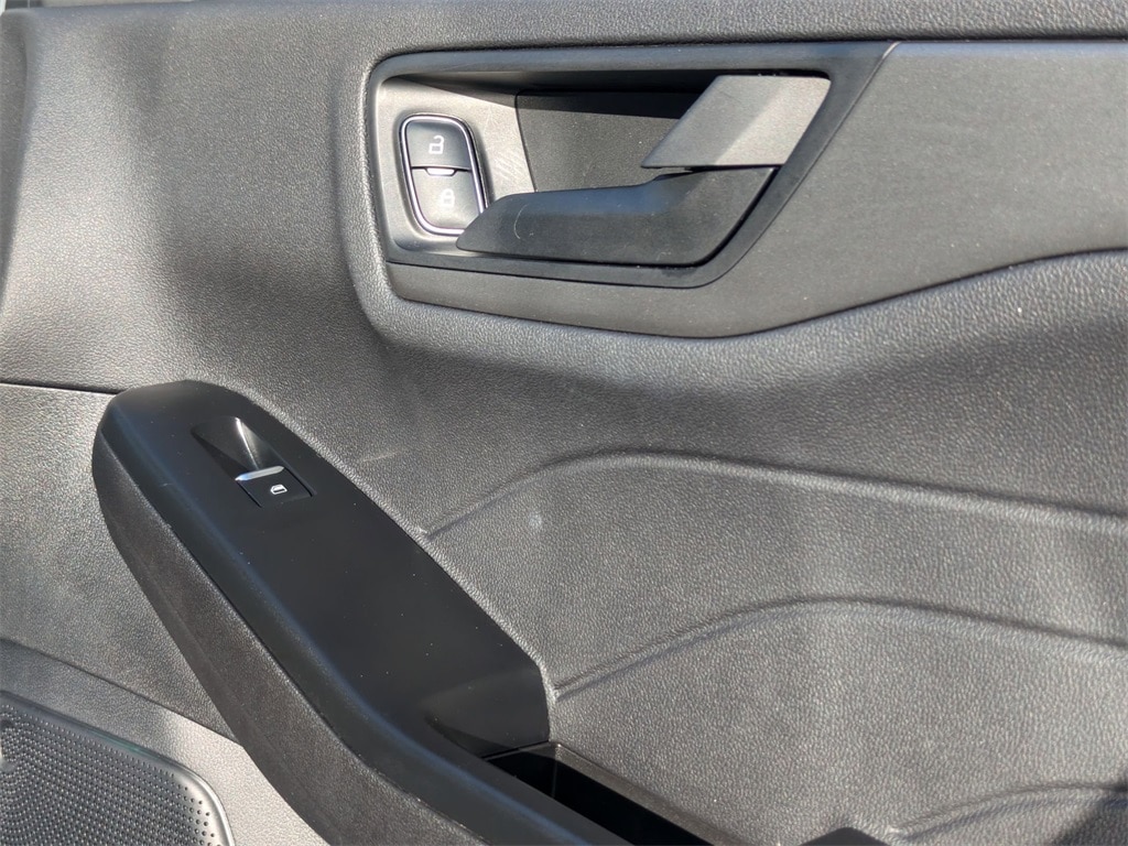 Thumbnail: 2025 Ford Escape - 30