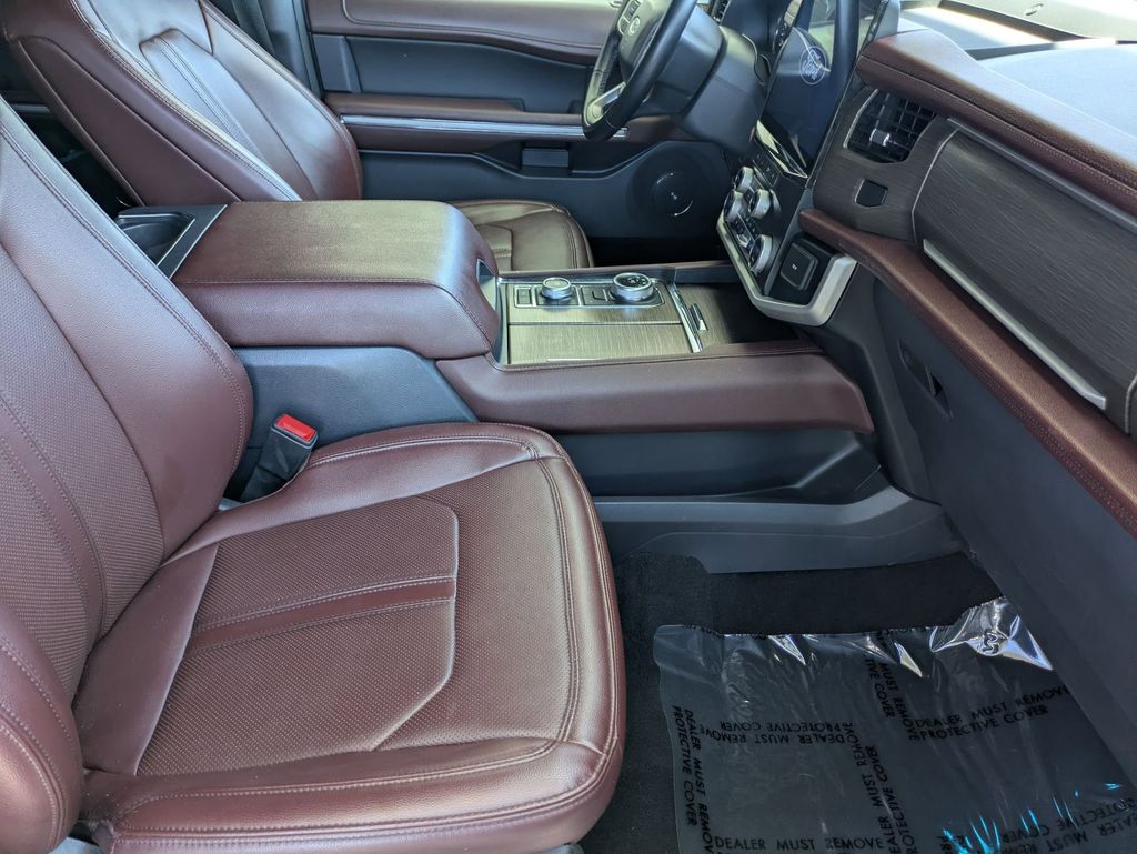 Thumbnail: 2024 Ford Expedition - 32