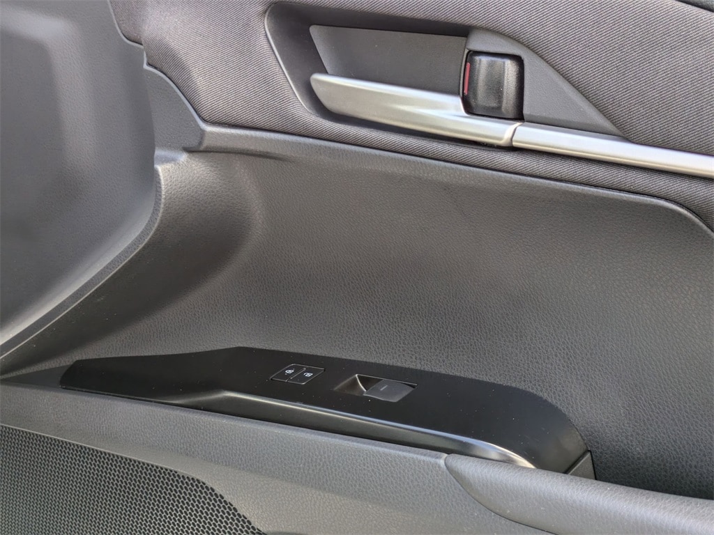 Thumbnail: 2025 Toyota Camry - 33