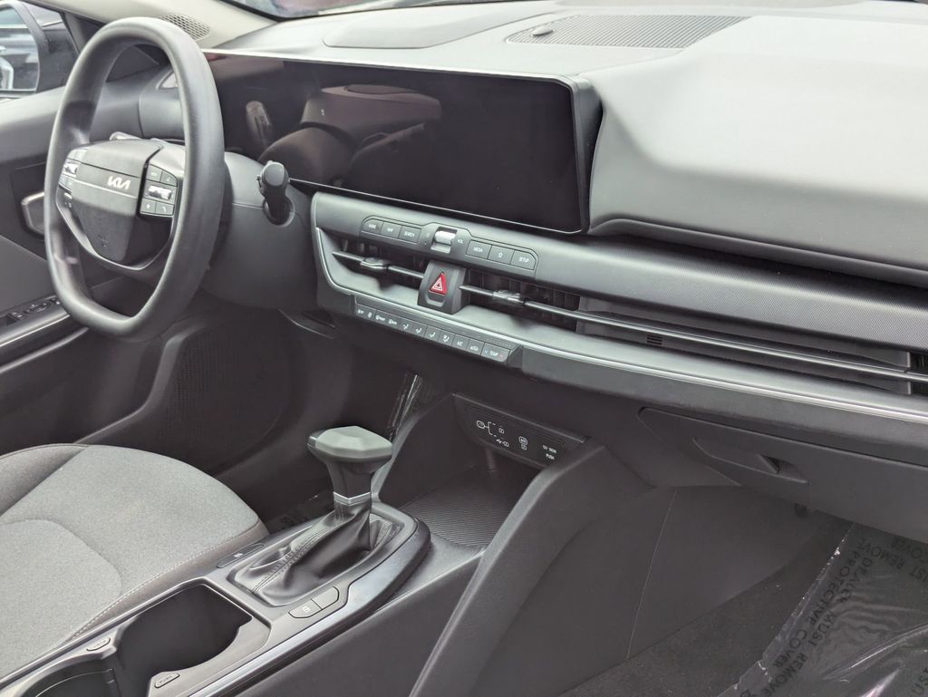 Thumbnail: 2025 Kia K4 - 30