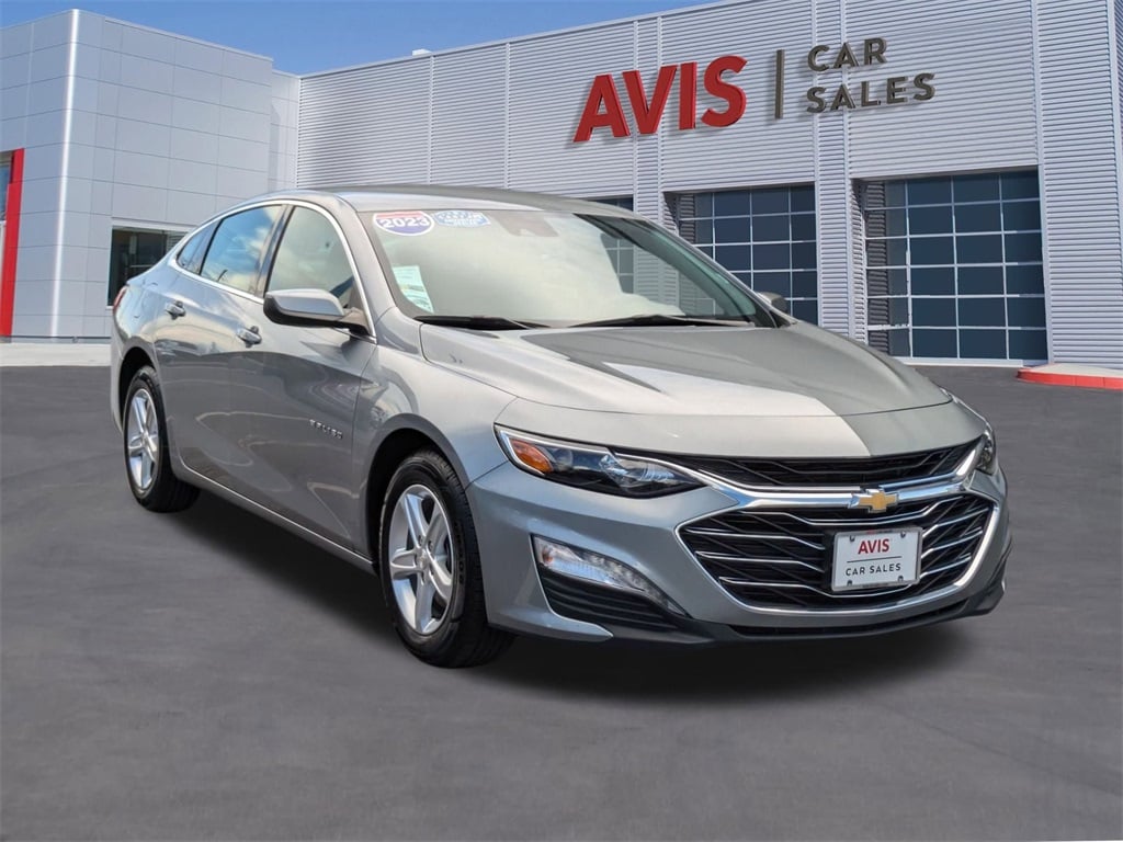 Thumbnail: 2023 Chevrolet Malibu - 3