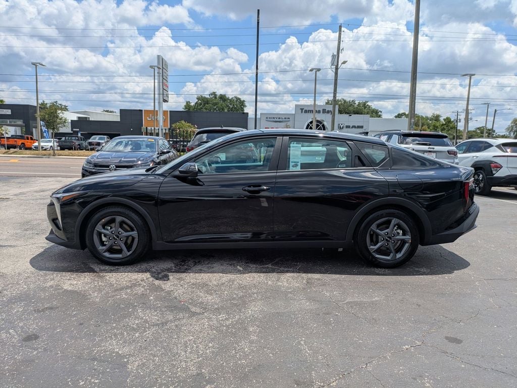 Thumbnail: 2025 Kia K4 - 10