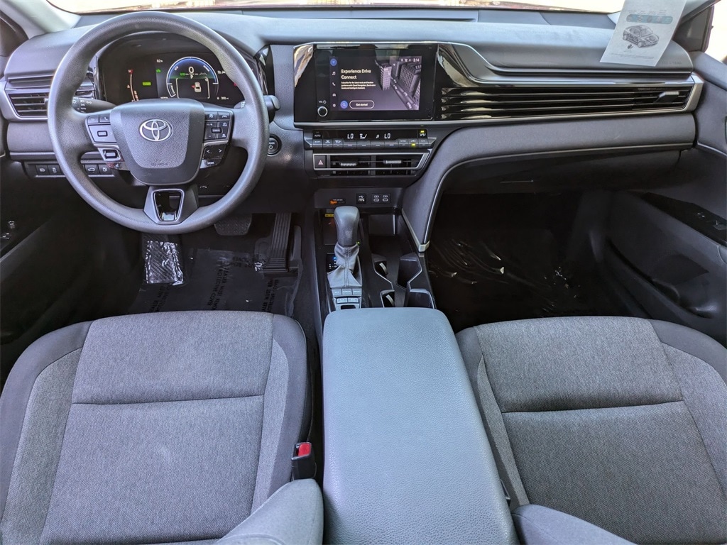 Thumbnail: 2025 Toyota Camry - 25