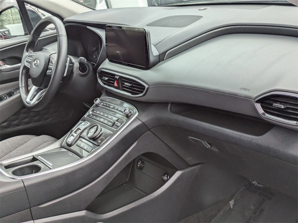 Thumbnail: 2023 Hyundai Santa Fe - 32