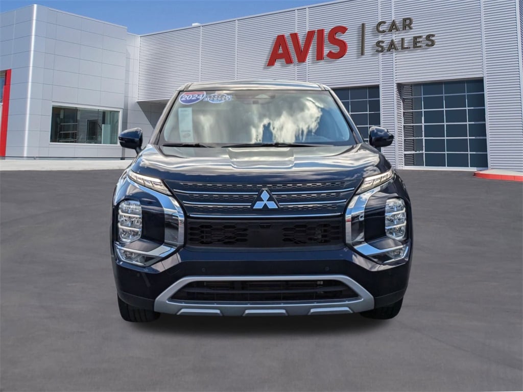Thumbnail: 2024 Mitsubishi Outlander - 2