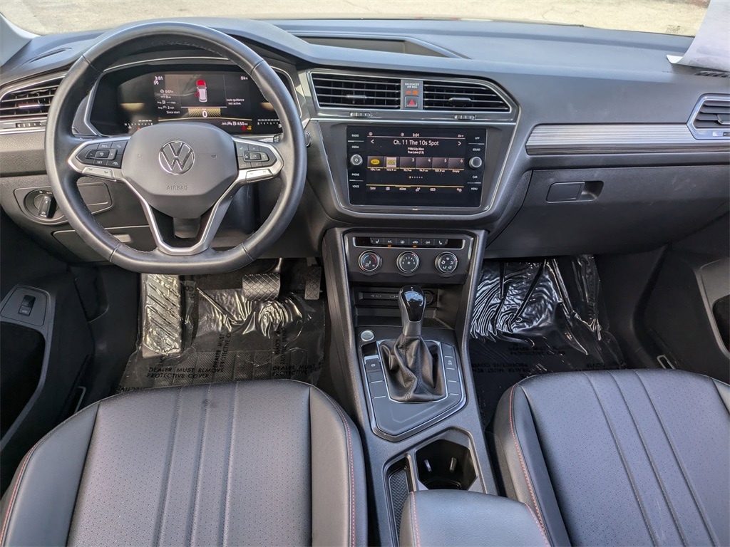 Thumbnail: 2024 Volkswagen Tiguan - 24