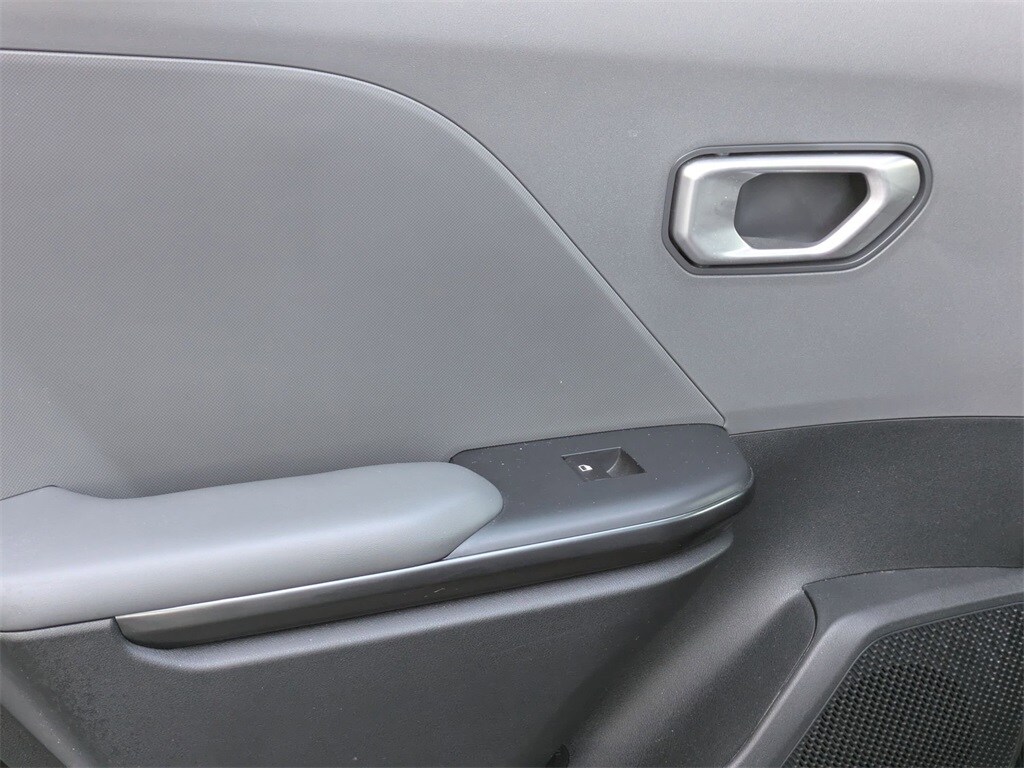 Thumbnail: 2025 Kia K4 - 25