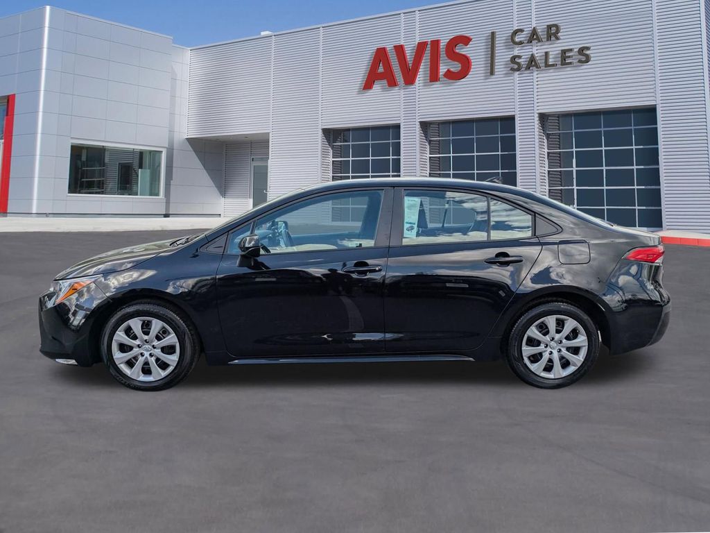 Thumbnail: 2025 Toyota Corolla - 10