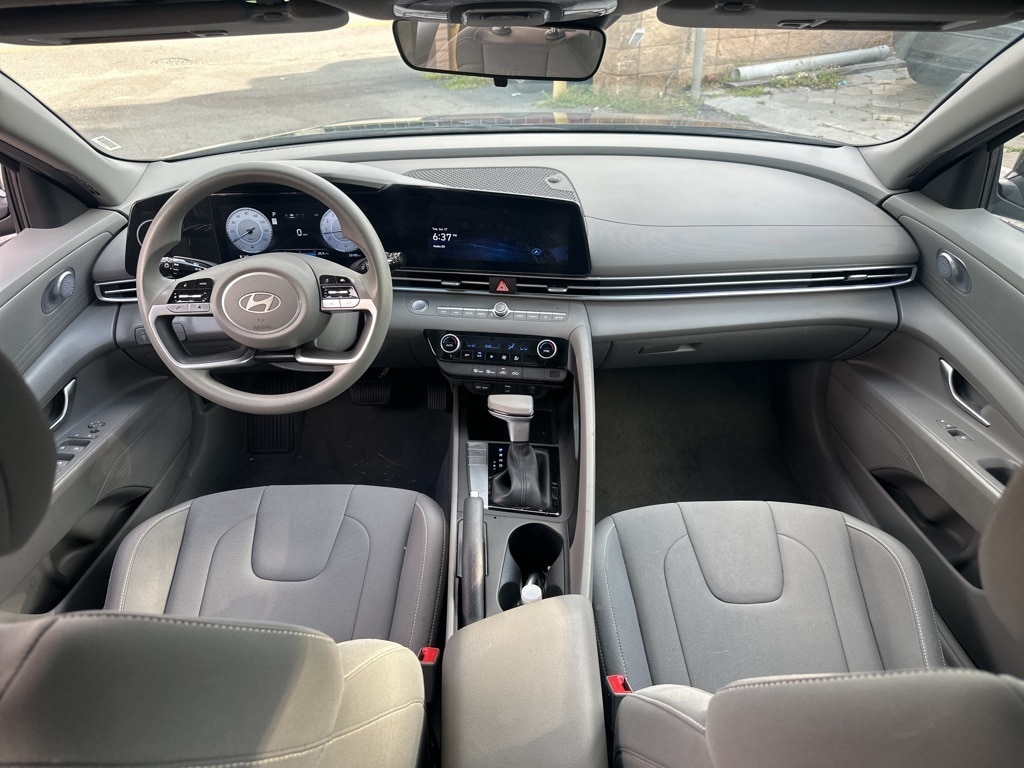 2024 Hyundai Elantra SEL 9