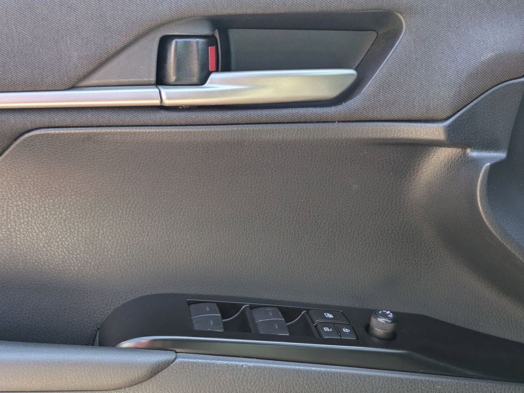 Thumbnail: 2025 Toyota Camry - 13