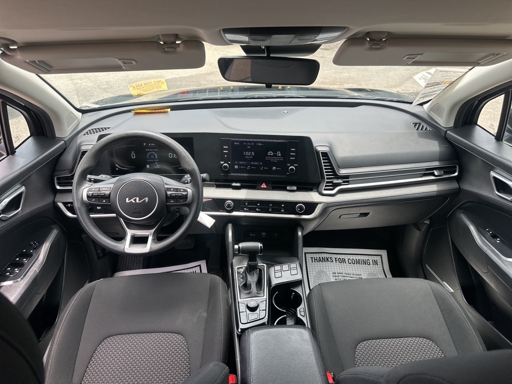 Thumbnail: 2023 Kia Sportage - 9