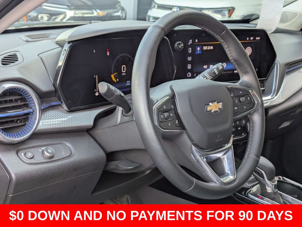 Thumbnail: 2025 Chevrolet Trax - 14