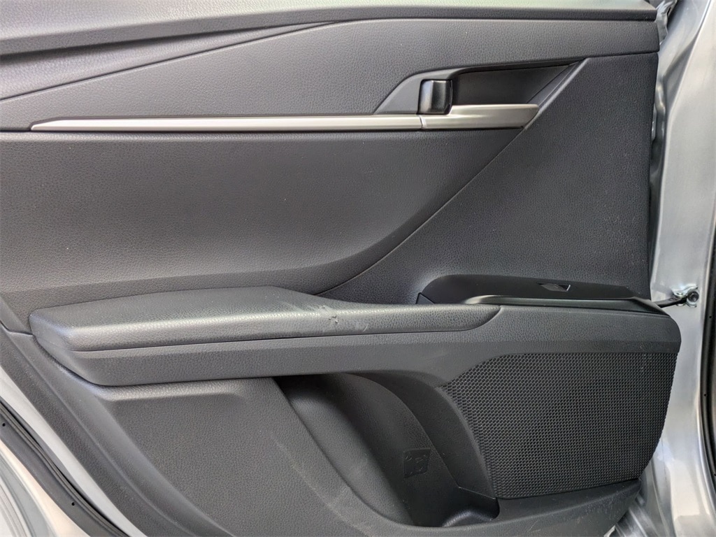 Thumbnail: 2025 Toyota Camry - 23