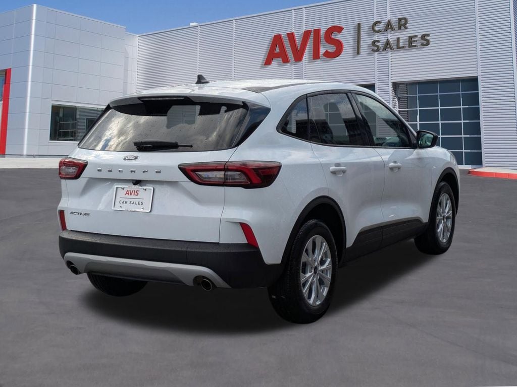 Thumbnail: 2025 Ford Escape - 6
