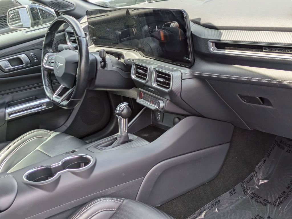 Thumbnail: 2025 Ford Mustang - 29