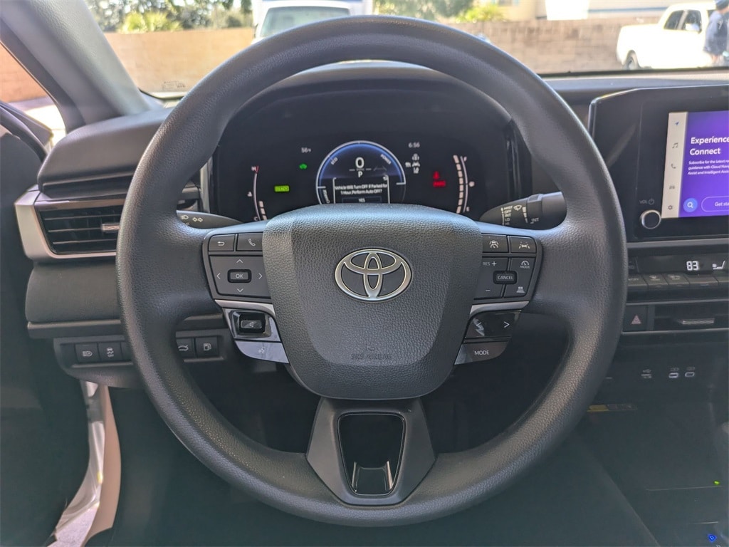 Thumbnail: 2025 Toyota Camry - 22