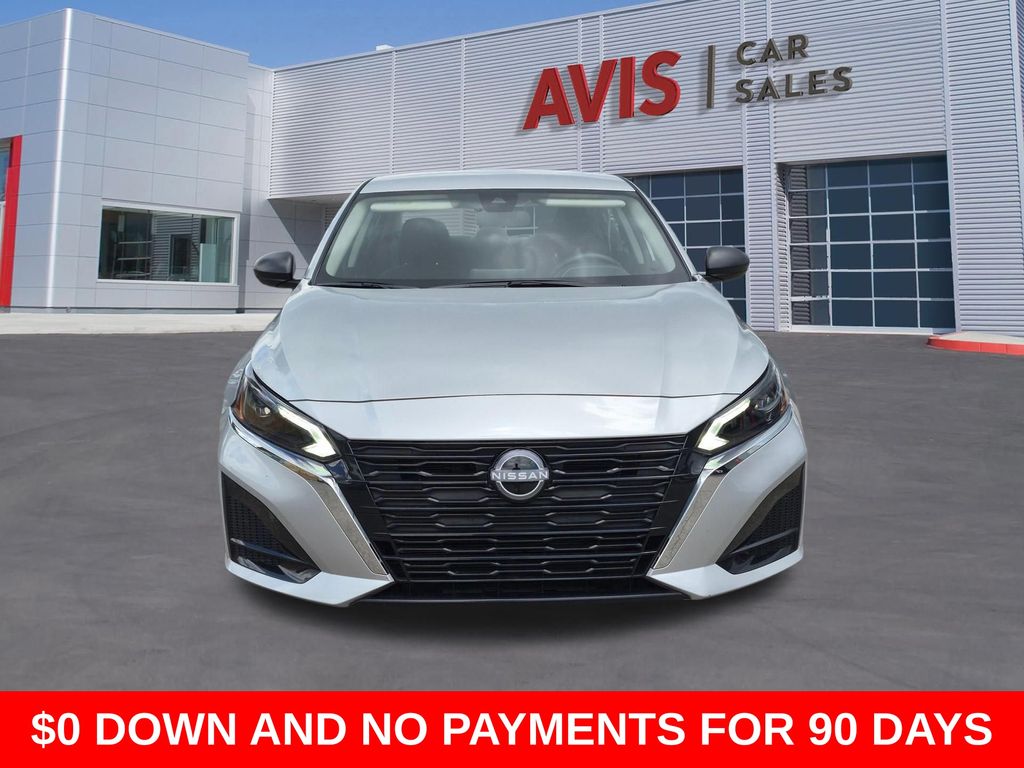 Thumbnail: 2025 Nissan Altima - 2