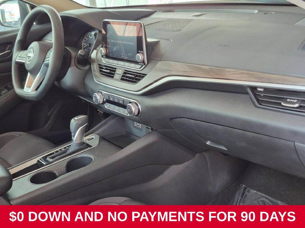 2025 Nissan Altima SV - Photo 30