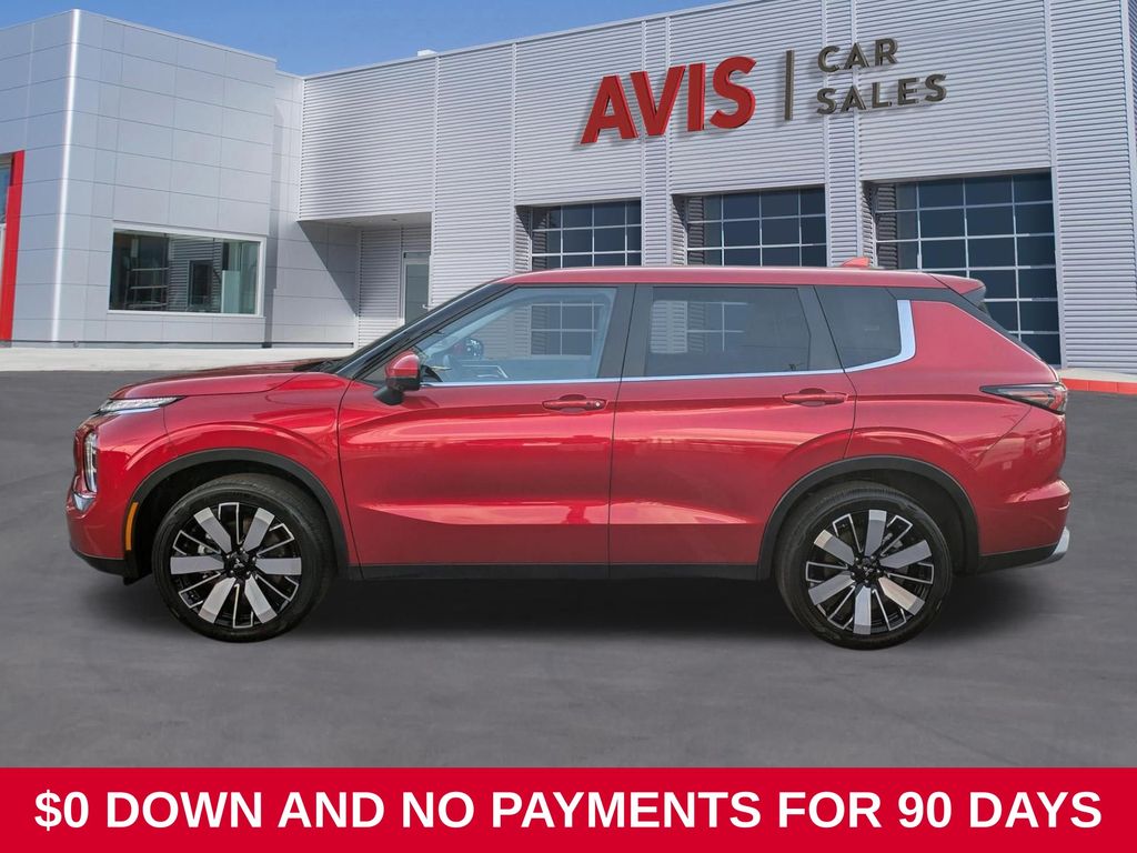 Thumbnail: 2025 Mitsubishi Outlander - 10