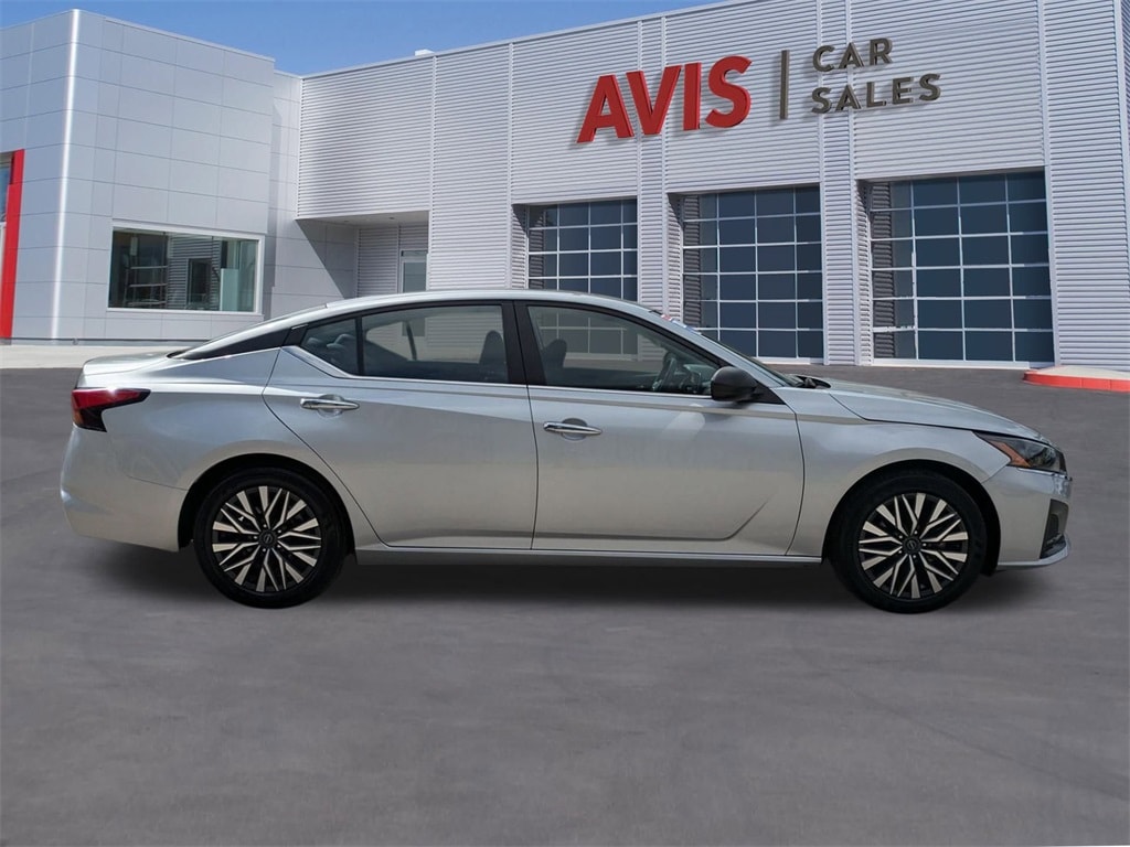 Thumbnail: 2024 Nissan Altima - 4