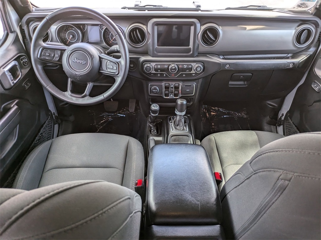 Thumbnail: 2023 Jeep Gladiator - 24