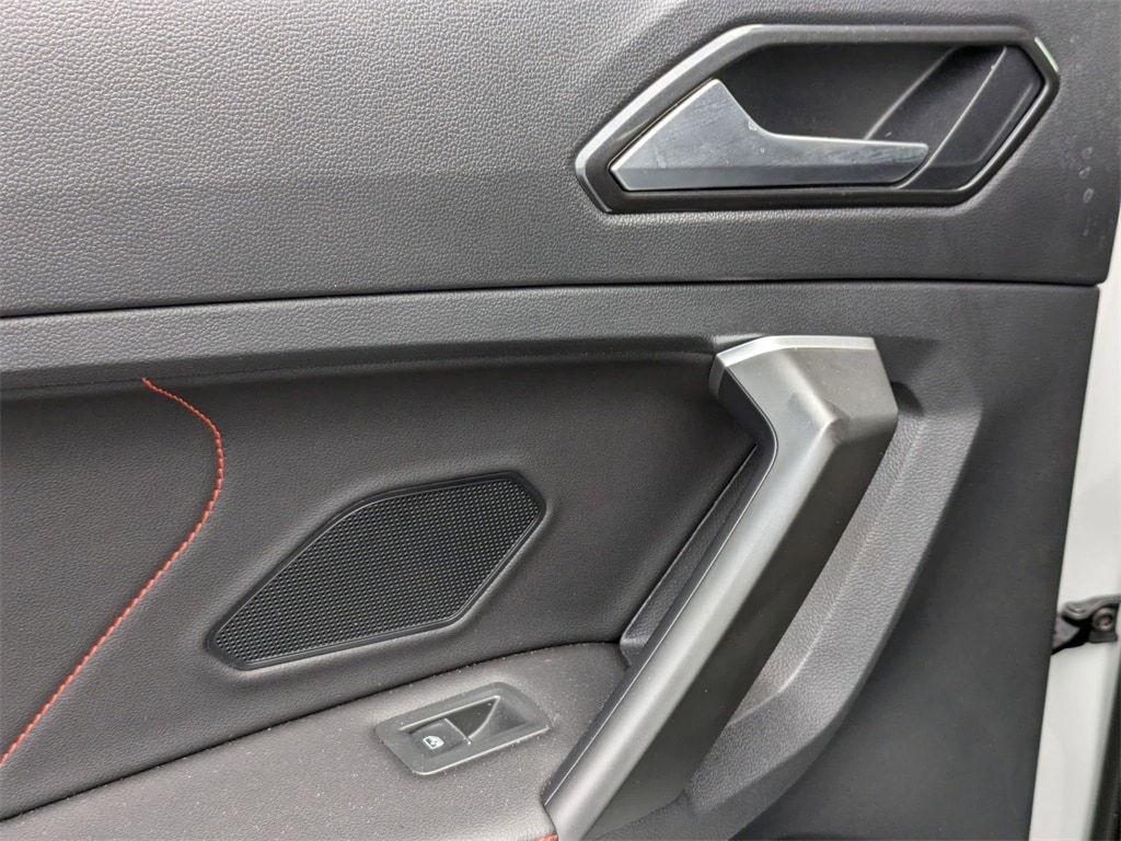 Thumbnail: 2024 Volkswagen Tiguan - 26