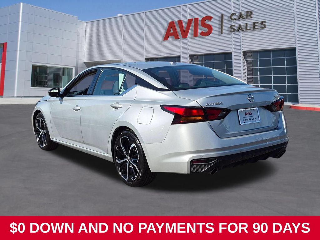 Thumbnail: 2025 Nissan Altima - 9