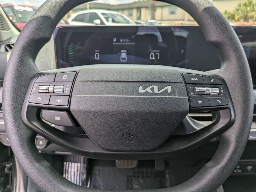 Thumbnail: 2025 Kia K4 - 21