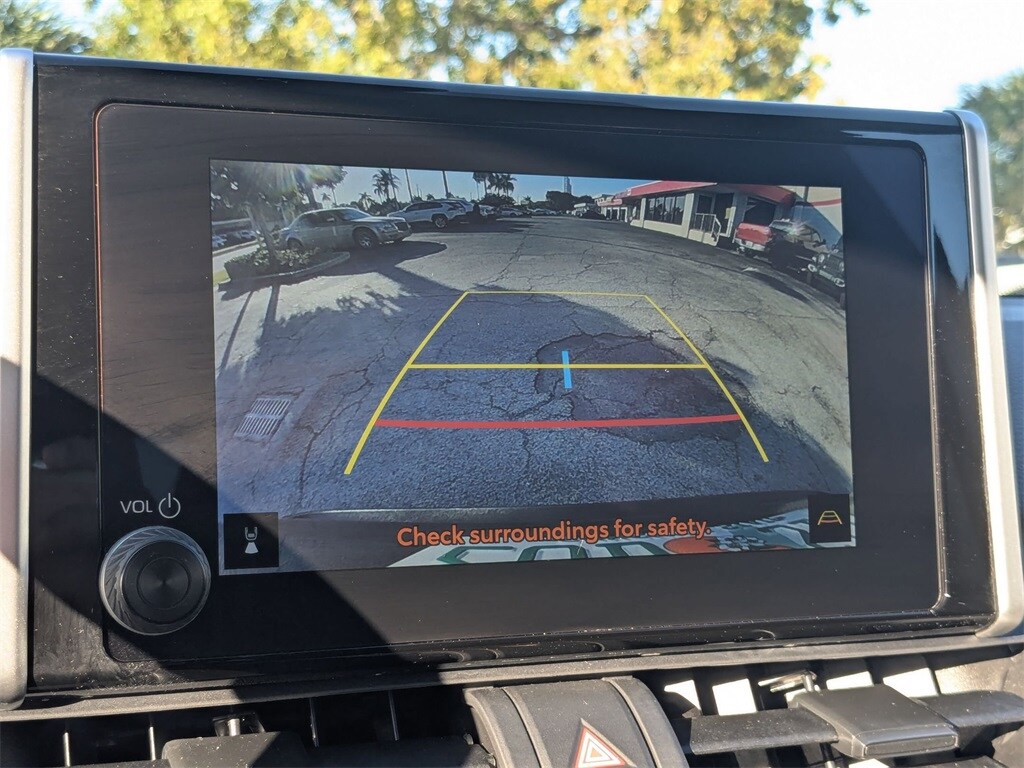 Thumbnail: 2025 Toyota RAV4 - 17