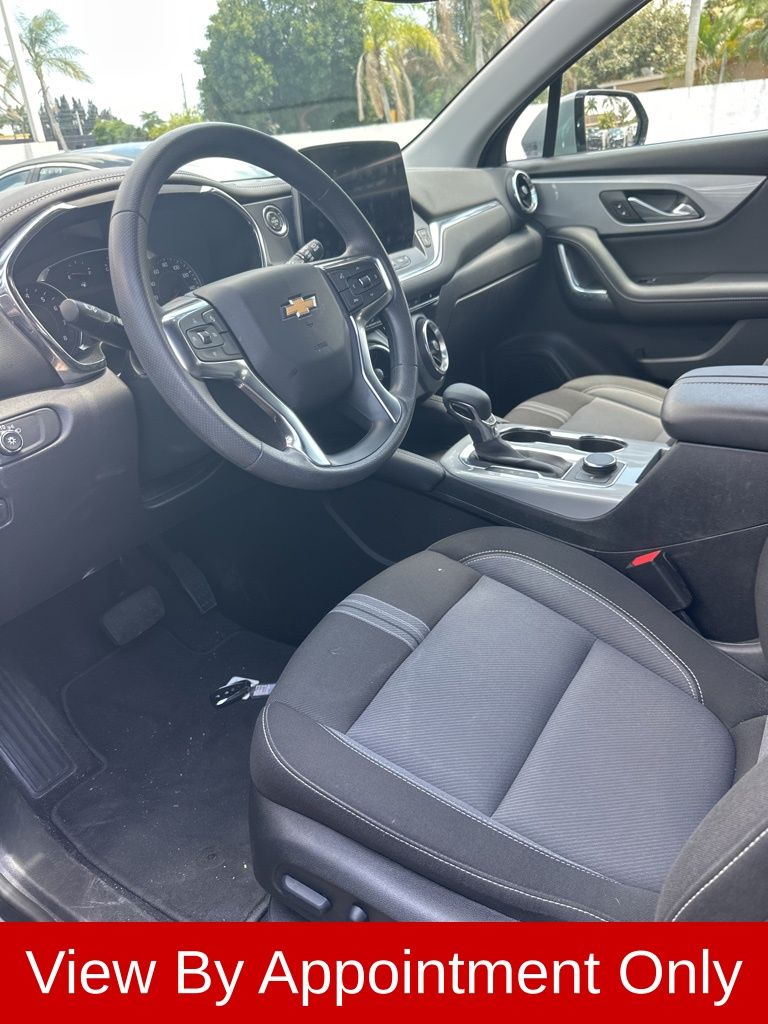 Thumbnail: 2025 Chevrolet Blazer - 2