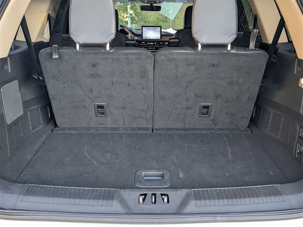 Thumbnail: 2023 Lincoln Aviator - 7