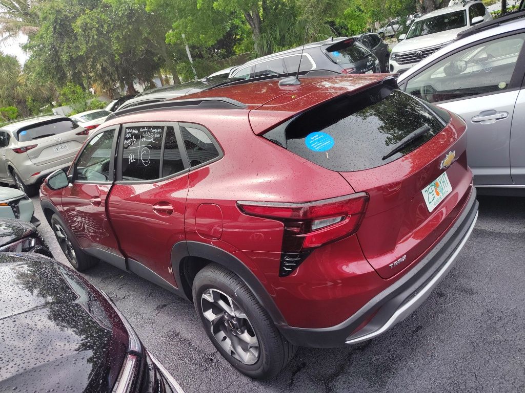 Thumbnail: 2025 Chevrolet Trax - 6