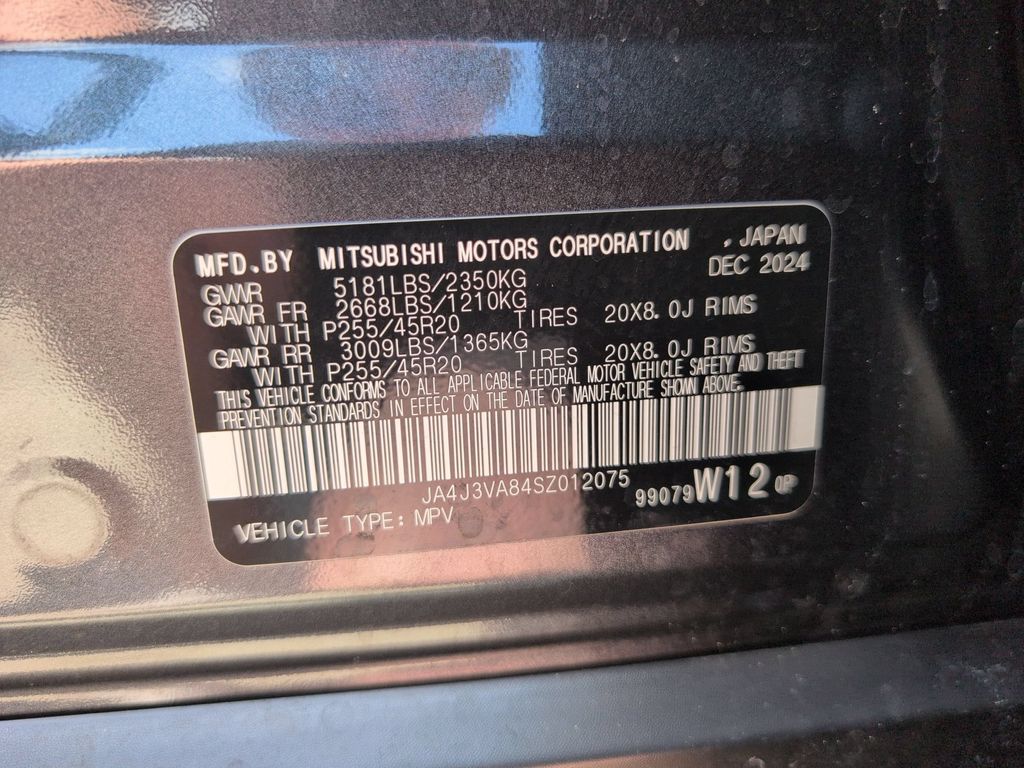 Thumbnail: 2025 Mitsubishi Outlander - 36