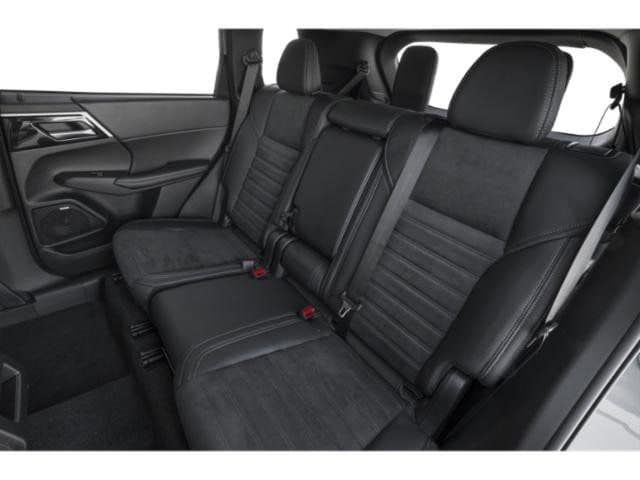 Thumbnail: 2025 Mitsubishi Outlander - 12