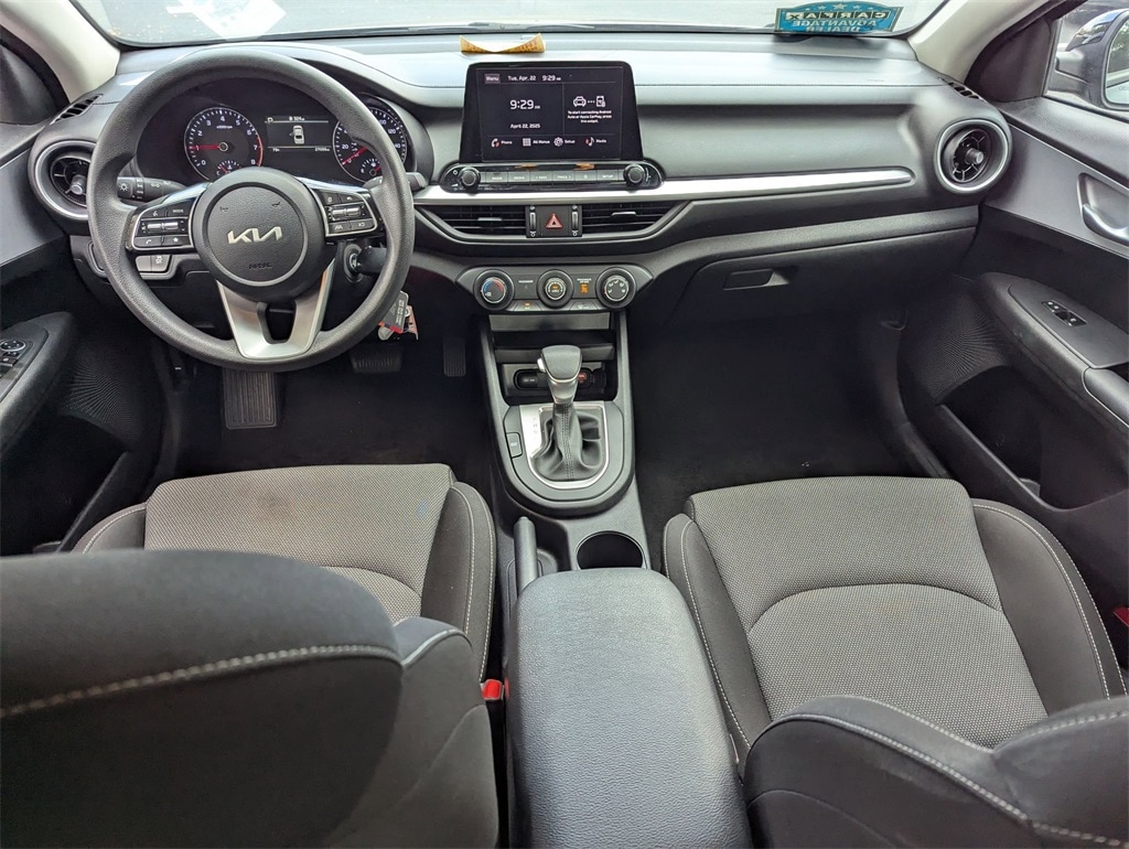 2024 Kia Forte LXS 24