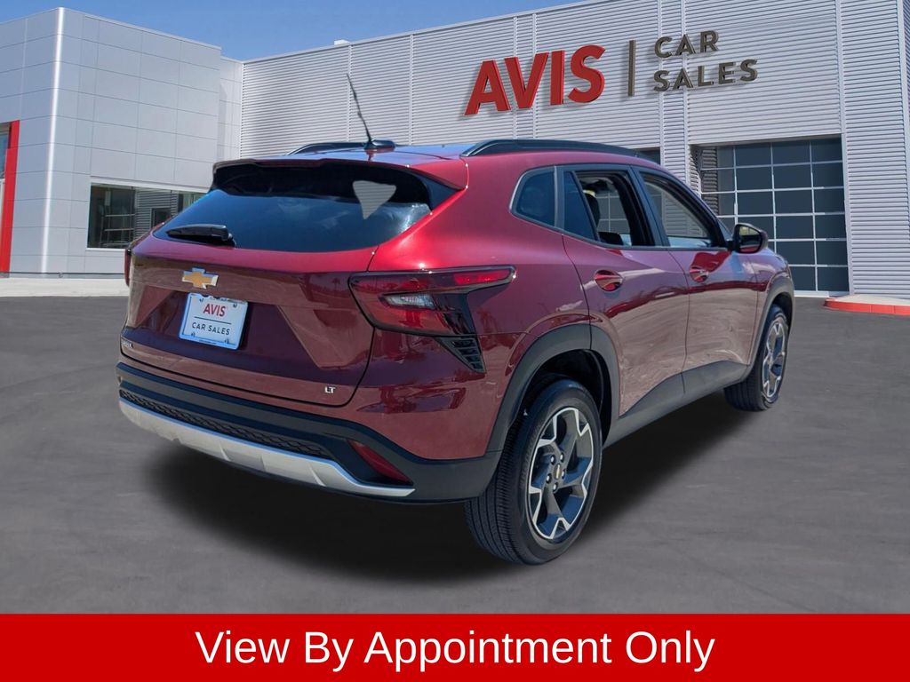 Thumbnail: 2025 Chevrolet Trax - 6