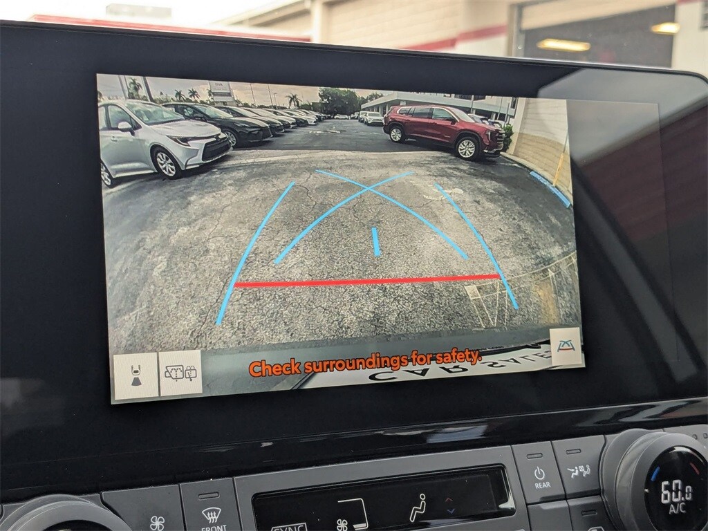 Thumbnail: 2025 Toyota Grand Highlander - 18