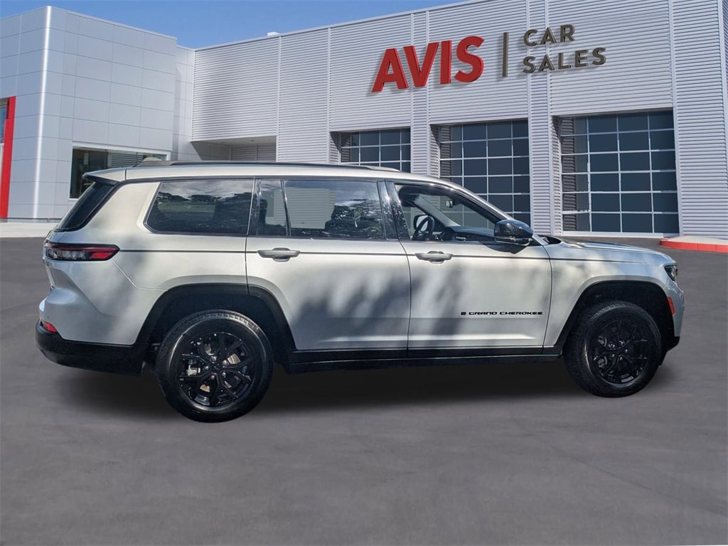 Thumbnail: 2024 Jeep Grand Cherokee L - 5